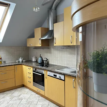 Purple - Charming Place, 15 Minutes To Old Town & 5 Minutes To Seaside Homestay Gdansk